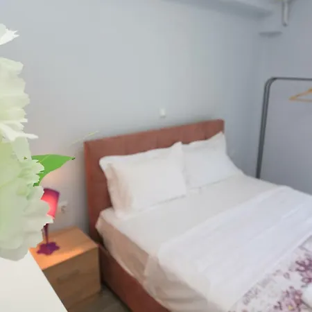 Gerakina Coast Apartment
