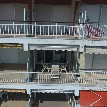 Gerakina Coast Apartment *