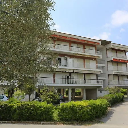 Gerakina Coast Apartment *